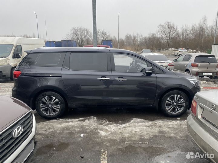 Kia Carnival 2.2 AT, 2020, 65 457 км