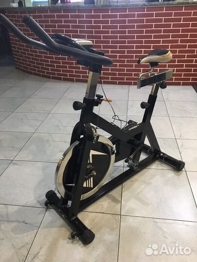 Велотренажер б/у