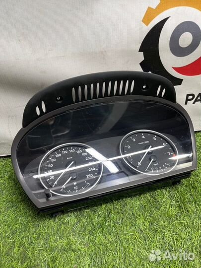 Панель приборов. Спидометр Bmw X5 E70 3.0 N52 2007