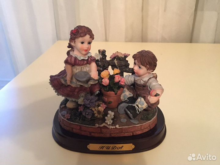 Декоративная статуэтка -пастораль