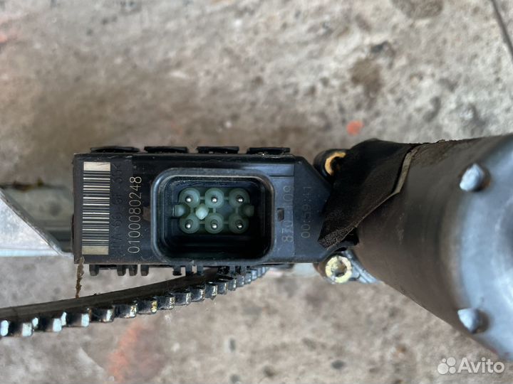 Стеклоподъемник передний левый opel astra g