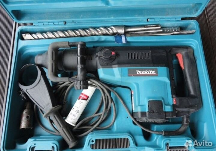 Перфоратор Makita HR5001C