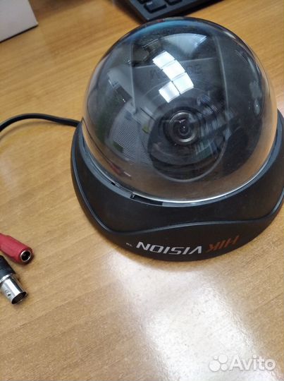 Цветная купольная камера HikVision