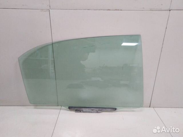 Стекло двери задней правой Toyota Corolla E150 200