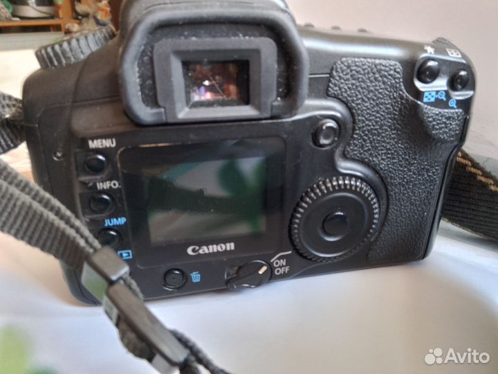 Зеркальный фотоаппарат canon 20d