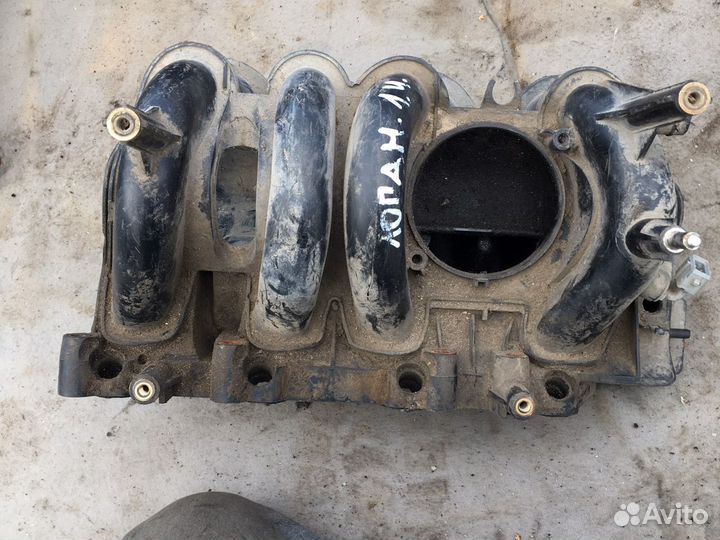 Коллектор впускной Рено Логан Renault Logan
