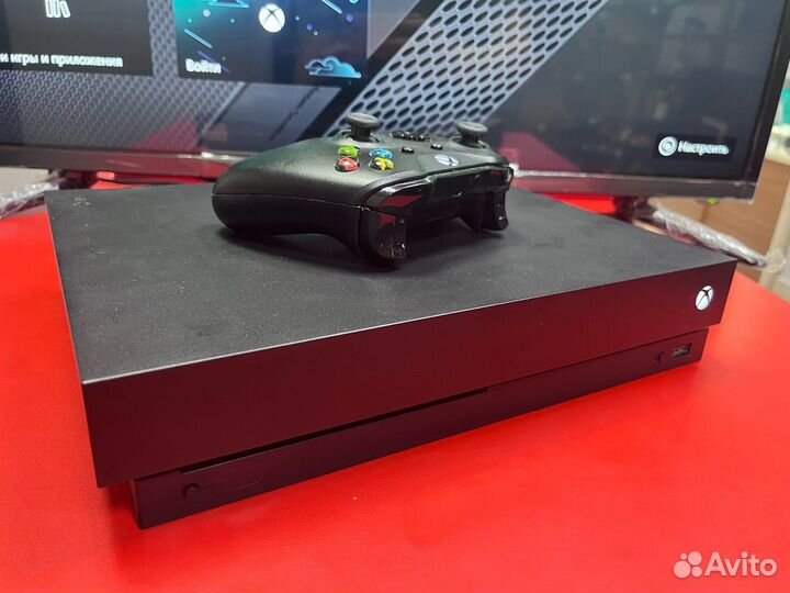 Игровая приставка Xbox One X