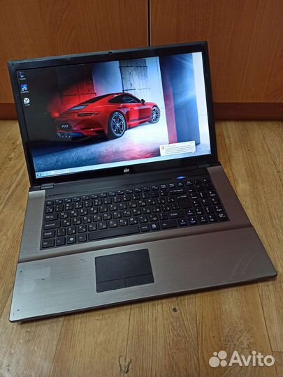 Ноутбук DNS 17.3