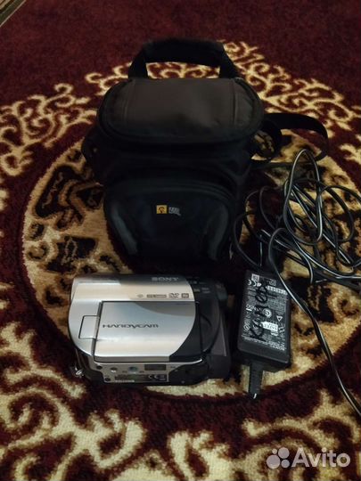 Видеокамера sony handycam