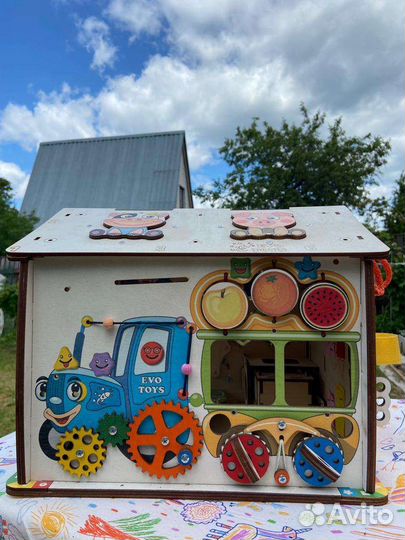 Игрушка пособие Домик