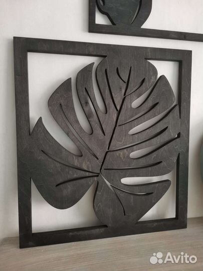 Панно из дерева, интерьерная картина Лист монстеры