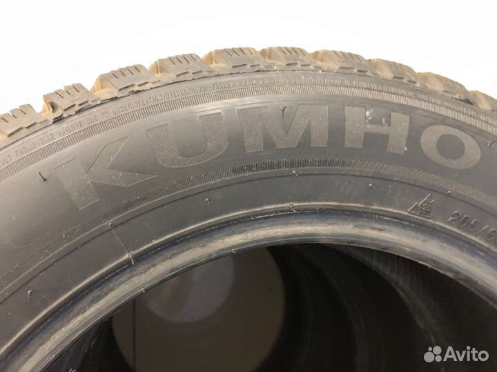 Kumho I'Zen KW22 205/60 R16 92T