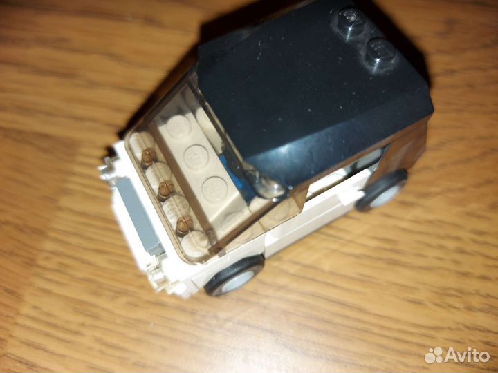 Лего машина