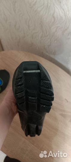 Лыжные ботинки