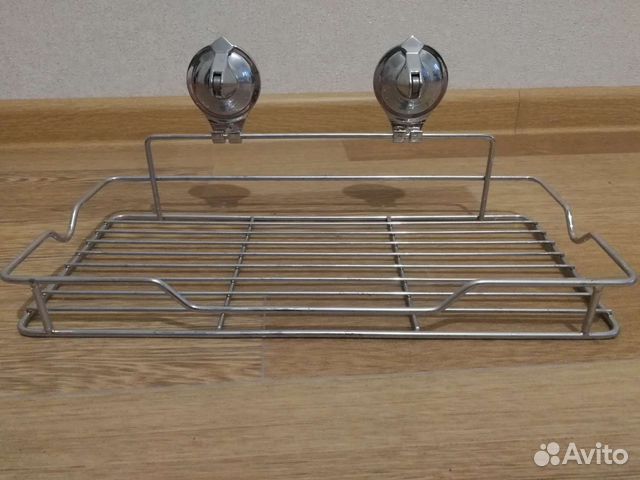 Полка-решетка и крючок на вакуумной присоске