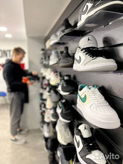 Продавец консультант