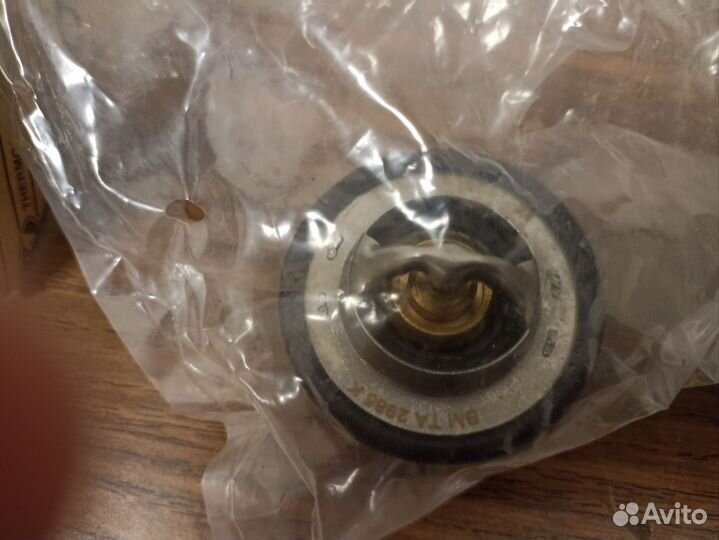 Термостатический элемент