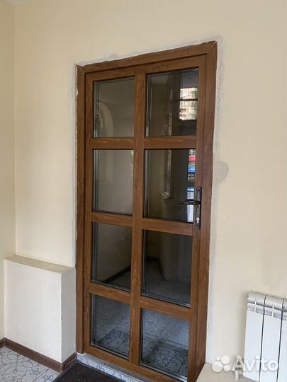 Двери пластиковые входная