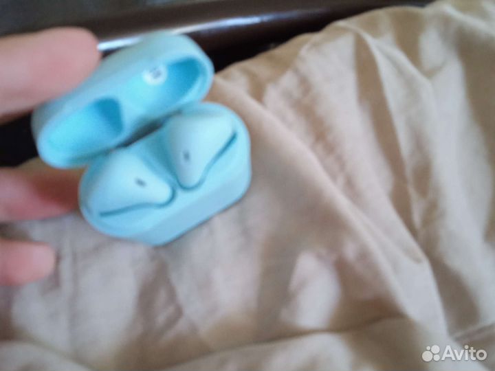 Наушники airpods