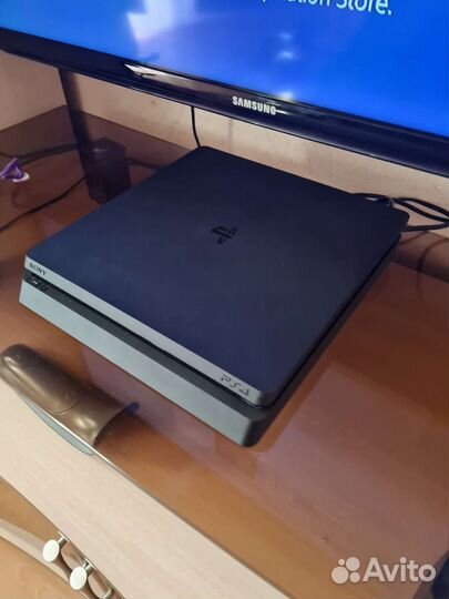 Sony PS4 slim 1tb