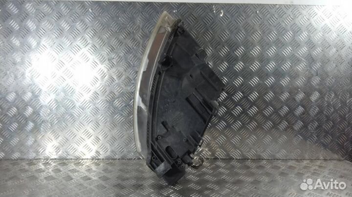 Б/У Б/У Фара правая Из Европы. 16013600 VAG