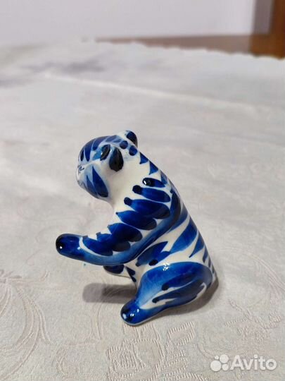 Статуэтка тигр фарфор