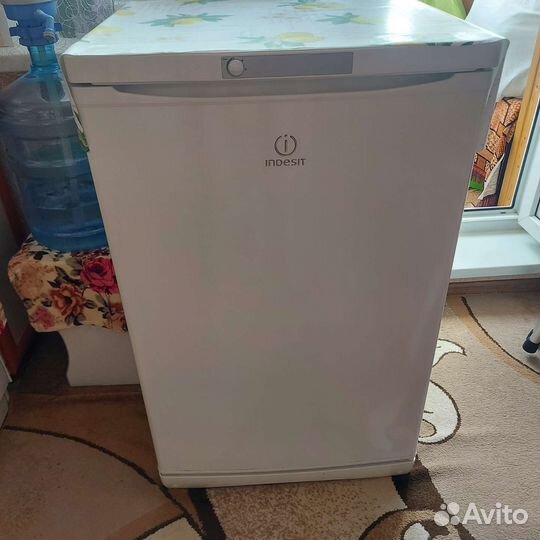 Холодильник новый