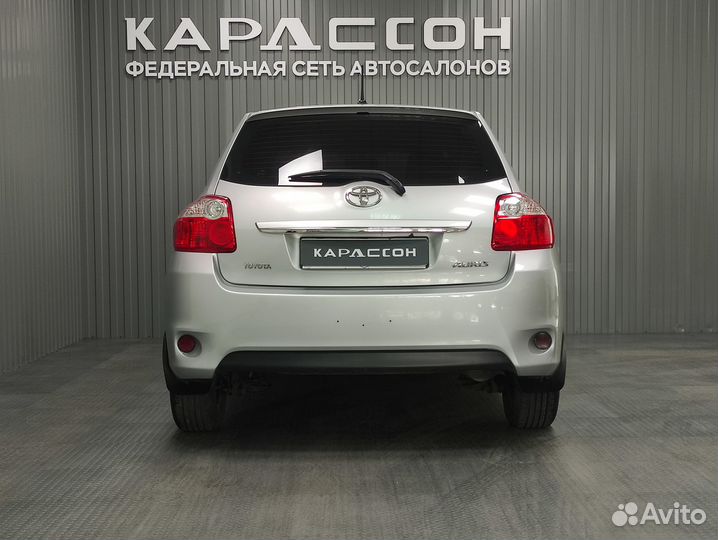 Toyota Auris 1.3 МТ, 2011, 172 000 км