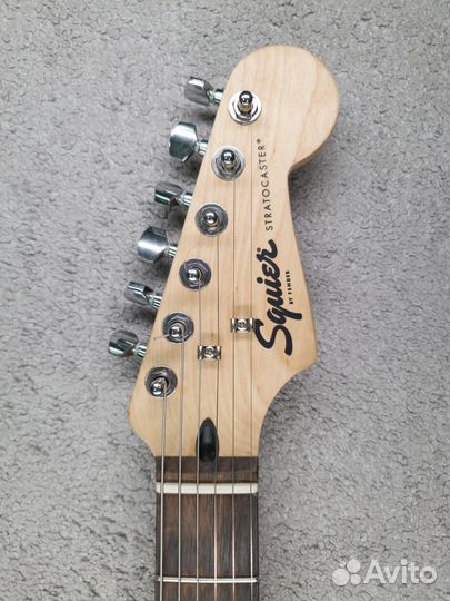 Гитара fender squier bullet Stratocaster HSS Brown