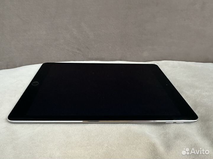 Планшет apple iPad air 2 16GB Wi-fi