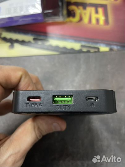 Power Bank Yosonda с беспроводной зарядкой