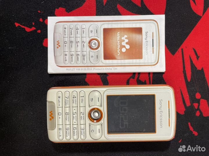 Телефон sony ericsson w200i