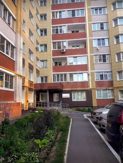 1-к. квартира, 45 м², 1/10 эт.