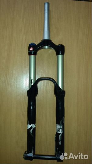 Вилка rock shox lyrik RC2DH solo air