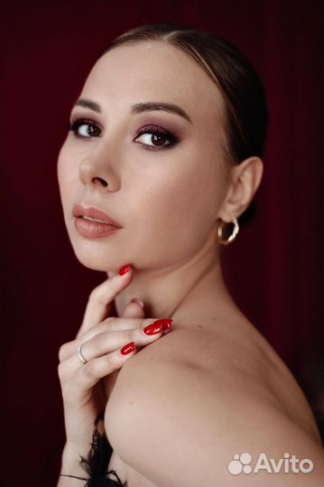 Макияж и создание причёски