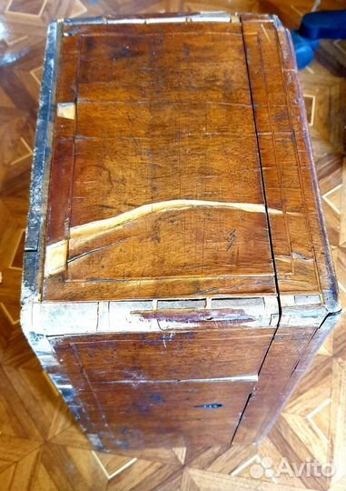 Сундук деревянный старинный