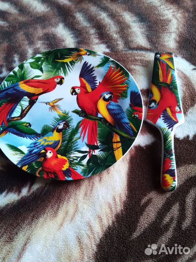 Блюдо и лопатка для торта