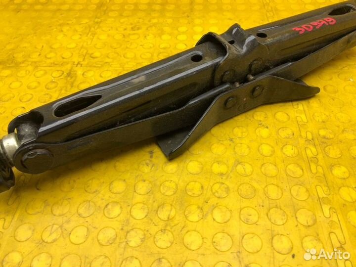 Домкрат Peugeot Traveller combi L3 H1 дизель