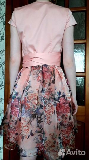 Платье нарядное