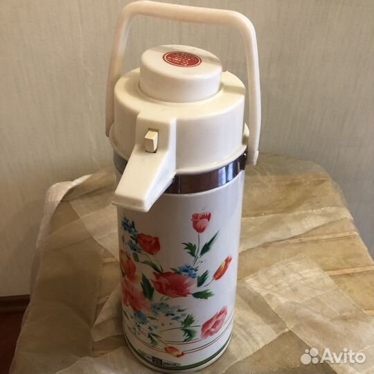 Термос СССР с помпой