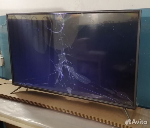 Телевизор на запчасти