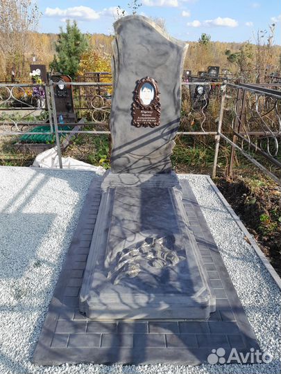 Памятники из ультрабетона