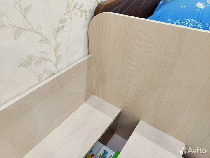 Детская кровать Дельфин с матрасом Орматек