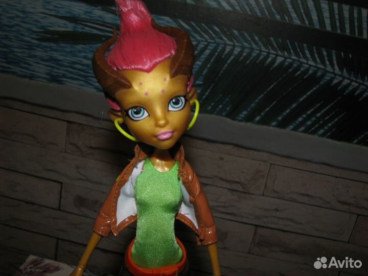 Monster high Student Disembody Council Gilda Golds