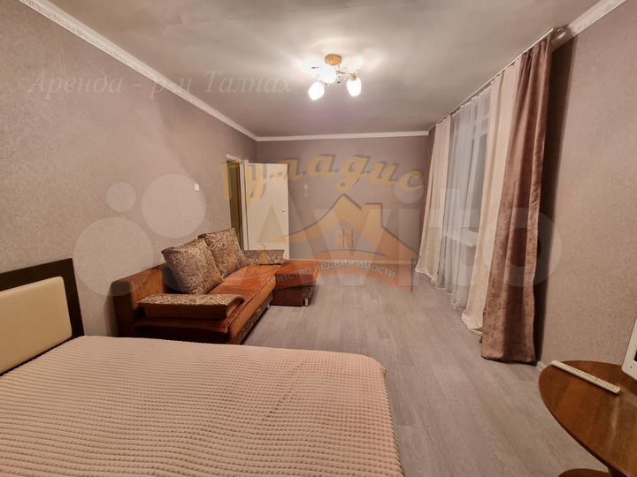 2-к. квартира, 54 м², 3/9 эт.