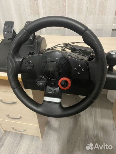 Игровой руль logitech driving force gt