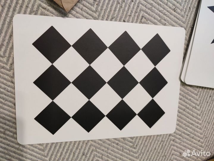 Карточки чёрно-белые для новорожденных