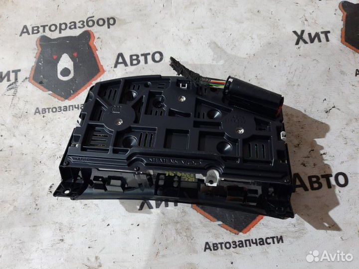 Панель приборов Opel Zafira B Z16XEP/Z16XE1 2008