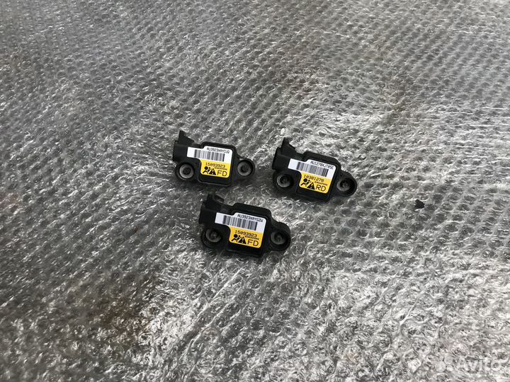 Датчик удара в дверь Air Bag Tahoe, Escalade 06-14