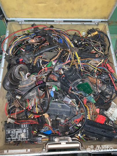 Электропроводка Volkswagen Passat